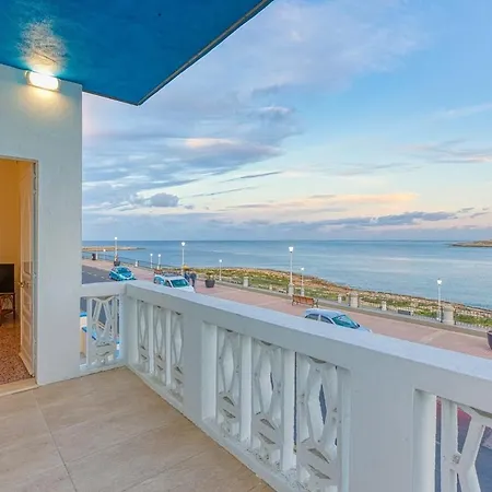 דירה Qawra Beachside Bliss