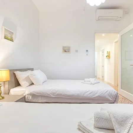 דירה Qawra Beachside Bliss *