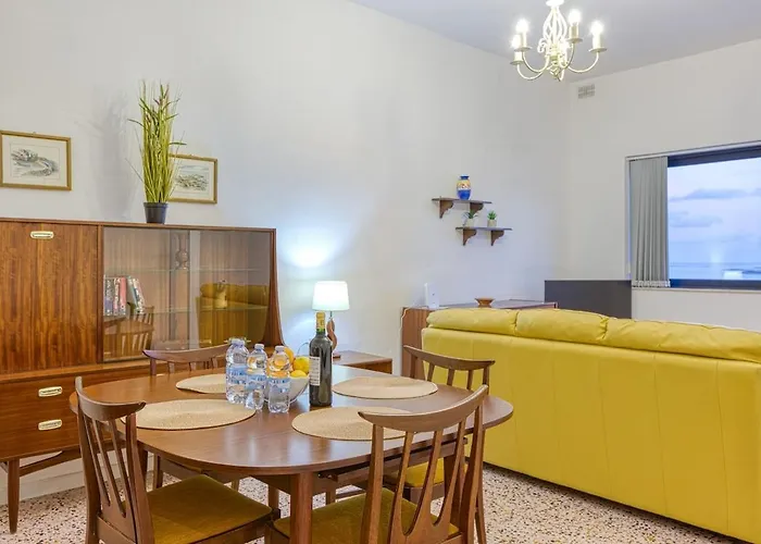 Qawra Beachside Bliss Σεντ Πόλς Μπέι