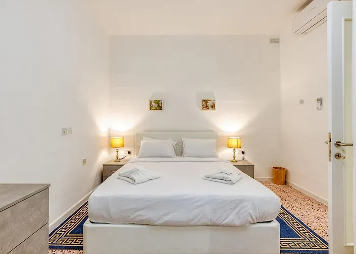 Qawra Beachside Bliss Σεντ Πόλς Μπέι