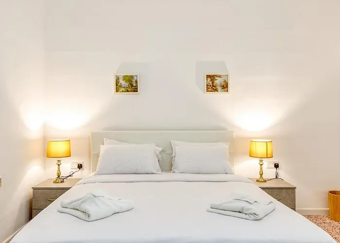 Qawra Beachside Bliss Σεντ Πόλς Μπέι