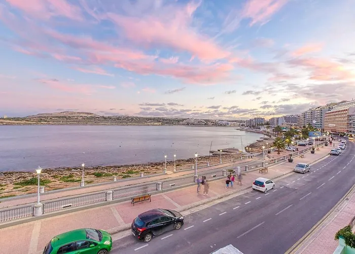 Qawra Beachside Bliss Apartment