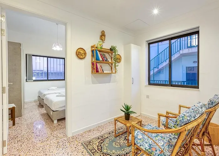 Qawra Beachside Bliss Apartment St. Paul's Bay