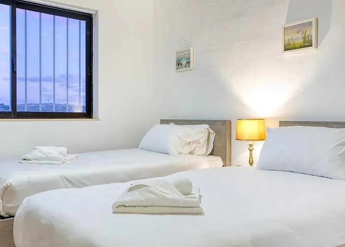 Qawra Beachside Bliss Apartment St. Paul's Bay