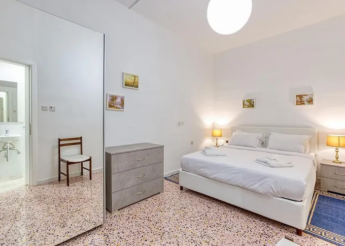 Qawra Beachside Bliss Apartment